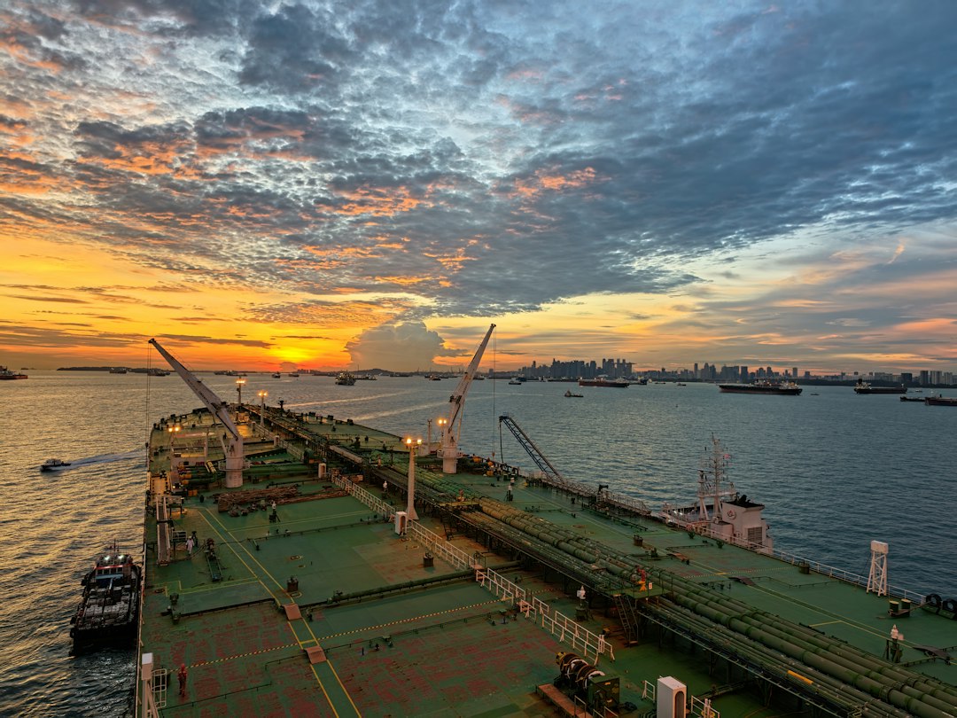 Maritime oil shipping